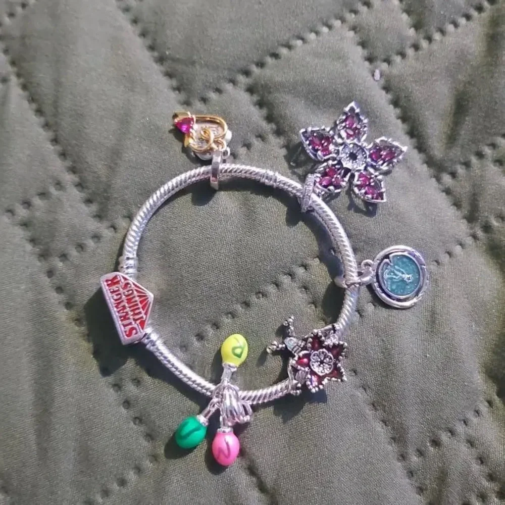 17cm Pandora All Logo x Stranger Things Bracelet Only New